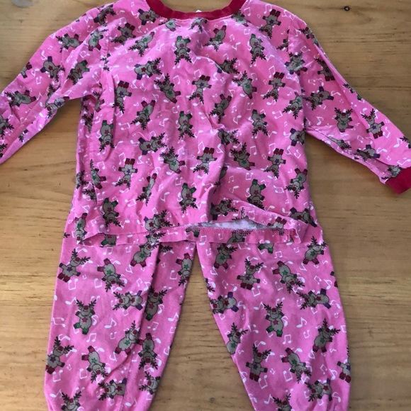 4 pair matching pjs - Picture 5 of 5
